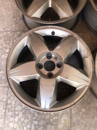 Juego 4 Llantas Renault