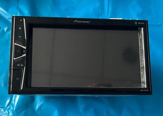 Radio Pioneer DMH-G220BT