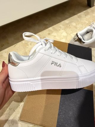 Zapatillas Fila Blancas Nuevas