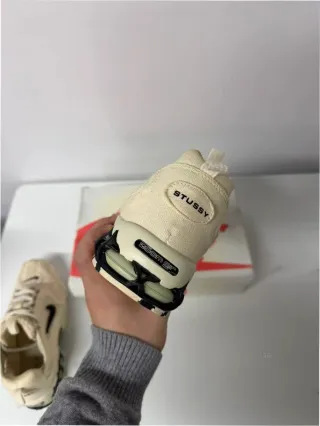 Stussy x Nike Air Zoom Spiridon Cage 42