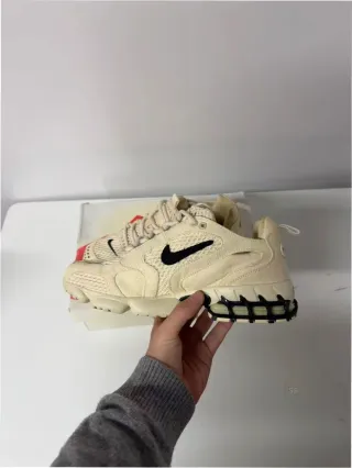 Stussy x Nike Air Zoom Spiridon Cage 42