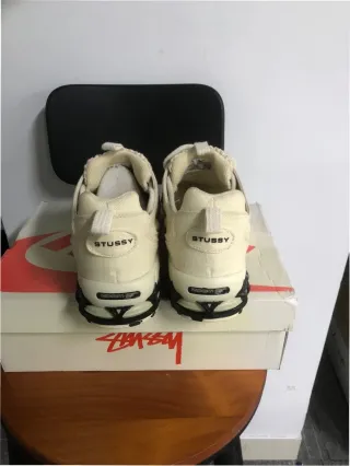 Stussy x Nike Air Zoom Spiridon Cage 38