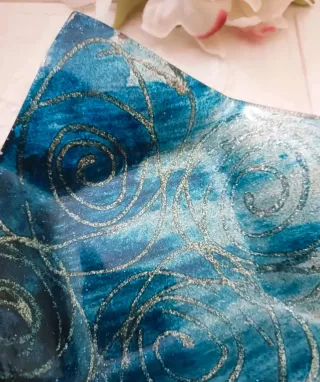 Svuotatasche blu e argento