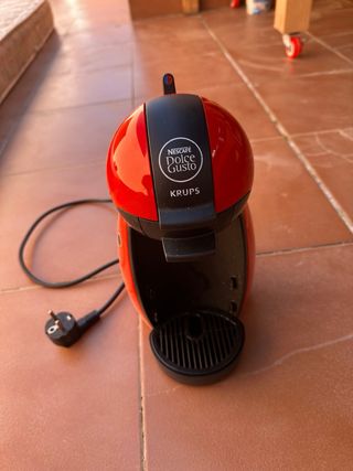 Cafetera Dolce Gusto Krups Roja