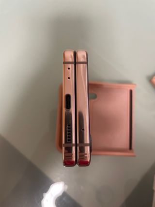Samsung Galaxy Z Flip 4
