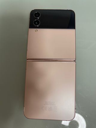 Samsung Galaxy Z Flip 4