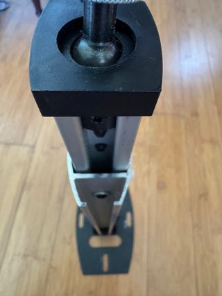 Soporte Proyector ajustable techo