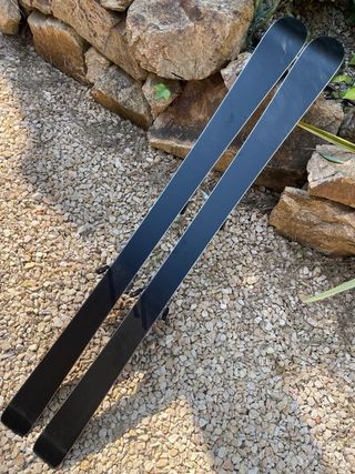Esquís ZAI Disruptor 151 cm