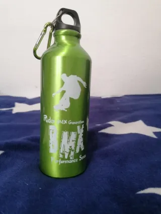 Botella deportiva BMX verde
