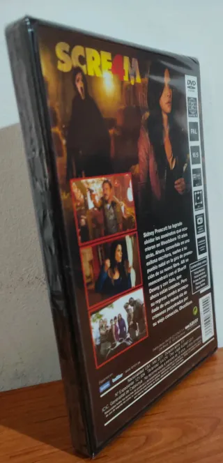 Película Scream 4 DVD Nueva