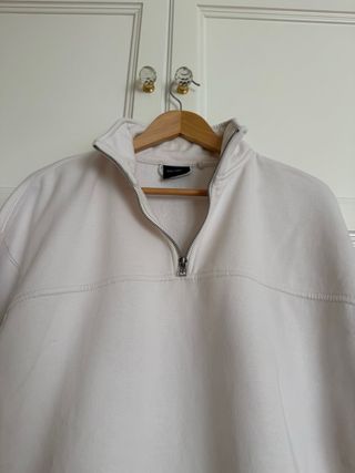 Sudadera Zip - Pull&Bear - media cremallera