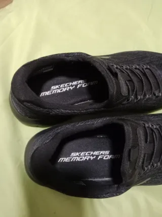 Zapatillas Skechers Negras