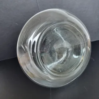 Decantador antiguo de cristal