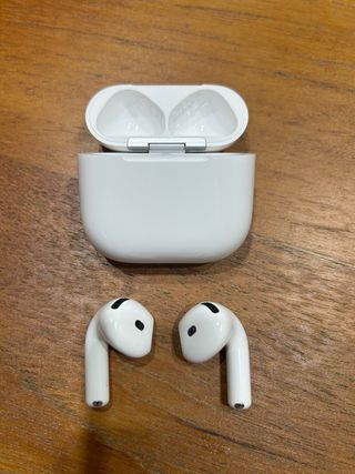 AirPods