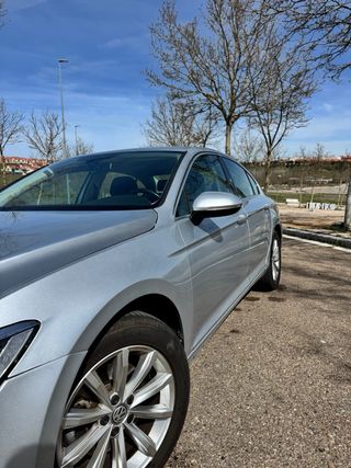 Volkswagen Passat 2.0 TDI   2016