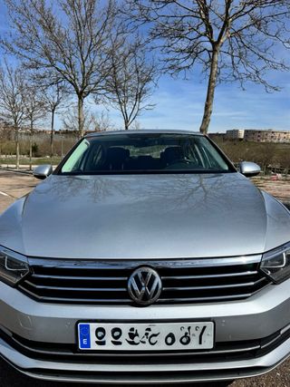 Volkswagen Passat 2.0 TDI   2016