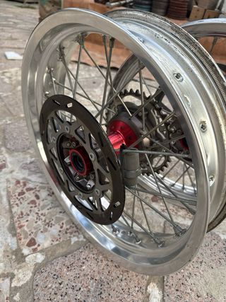Llantas Supermotard