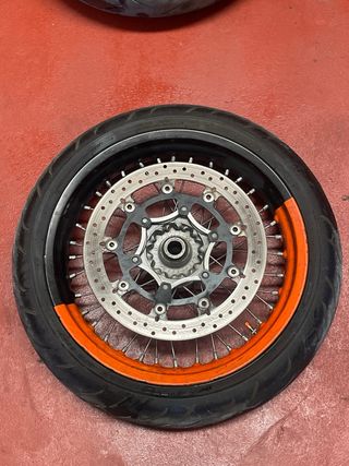Llantas para  KTM 690 SM supermotard