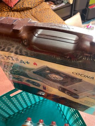 Cucina da Campeggio Portatile + 7 Cartucce Gas