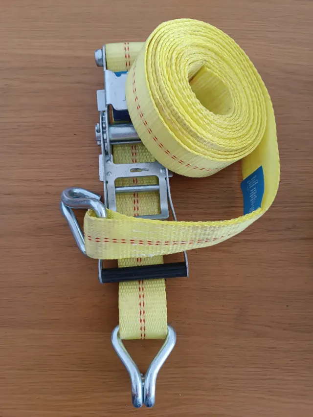 2 Cinchas de sujeción