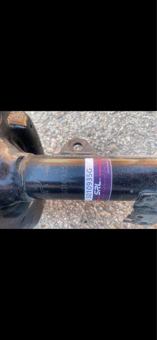 Amortiguador Toyota Auris/Corolla Izq Nuevo!