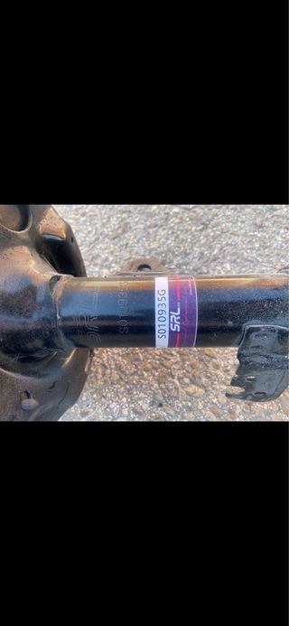 Amortiguador Toyota Auris/Corolla Izq Nuevo!