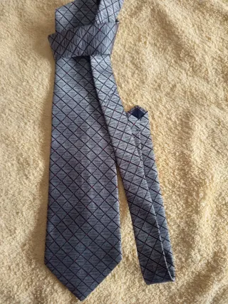 Corbata de Caballero Gris y Rojo