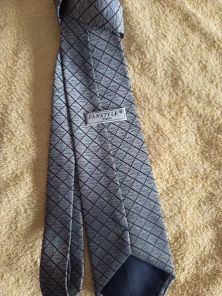 Corbata de Caballero Gris y Rojo