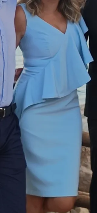 Vestido fiesta evento invitada azul