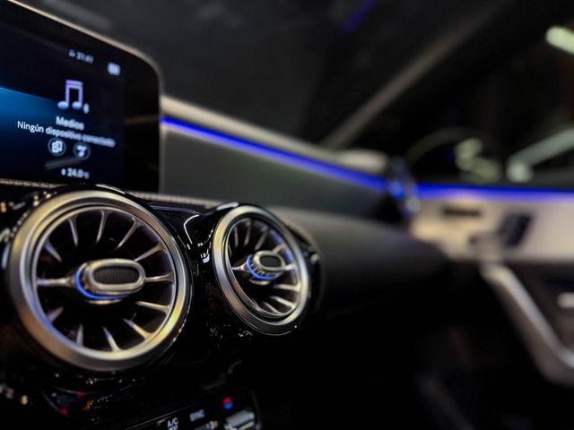 Mercedes-Benz Clase A 45 AMG 422cv!!