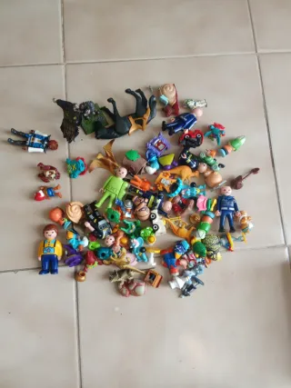 Lote figuras y muñecos variados