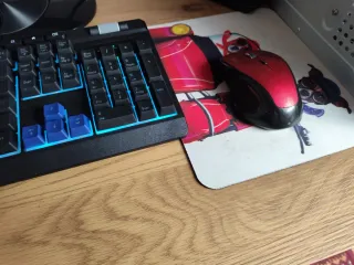 PC sobremesa BenQ negro