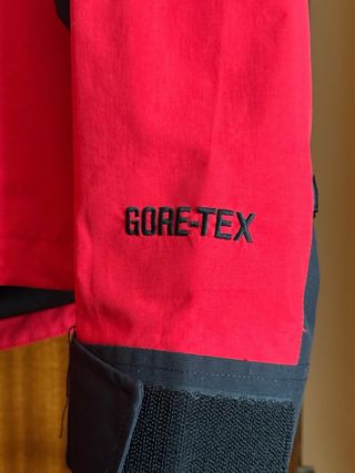 Chaqueta Supreme x The North Face Goretex Roja