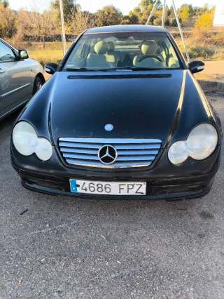 Mercedes-Benz Clase C 2003