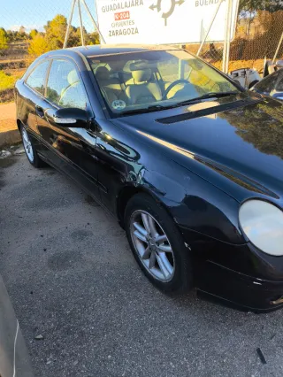 Mercedes-Benz Clase C 2003