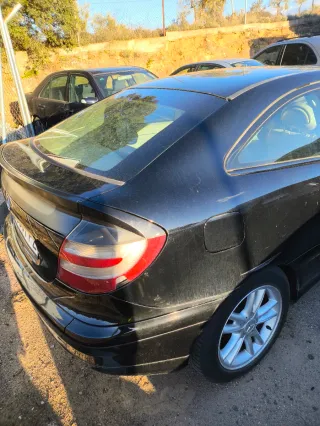 Mercedes-Benz Clase C 2003