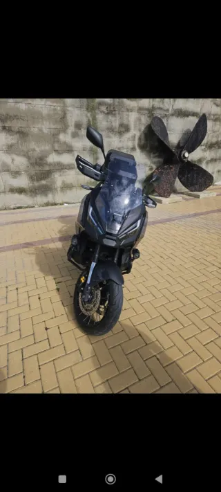 Honda X-ADV 750cc Negra - Como Nueva