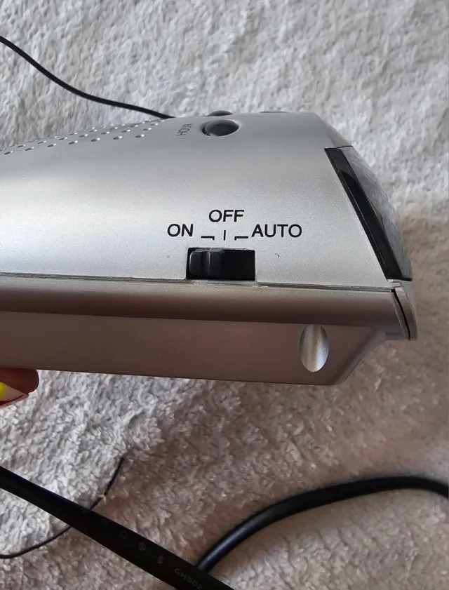 Radio despertador vintage plata