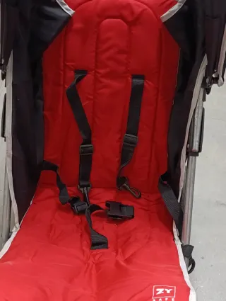 Silla de paseo ZY Safe roja
