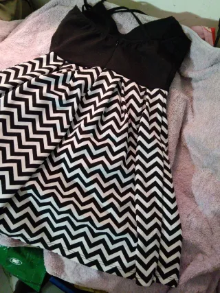 Vestido pantalón corto negro y blanco