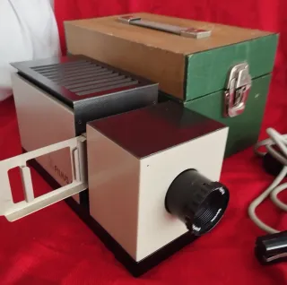 Proyector Diapositivas Antiguo Beige/Negro