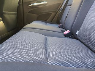 Toyota Auris 1.6 VVTI SOL 2010