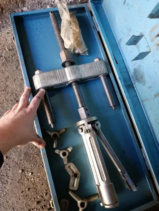 Extractor de camisas para maquinaria