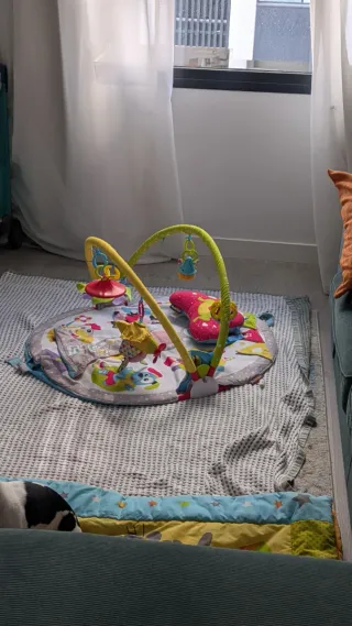 Alfombra de actividades para bebé