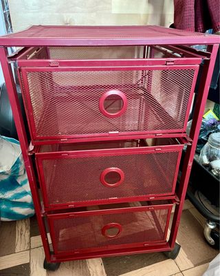 Cajonera de metal granate