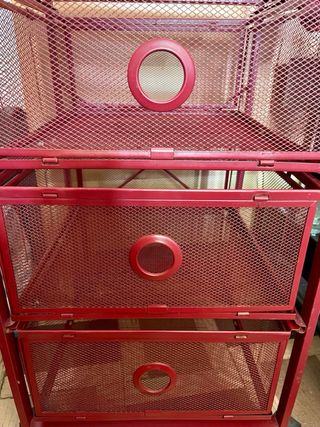 Cajonera de metal granate