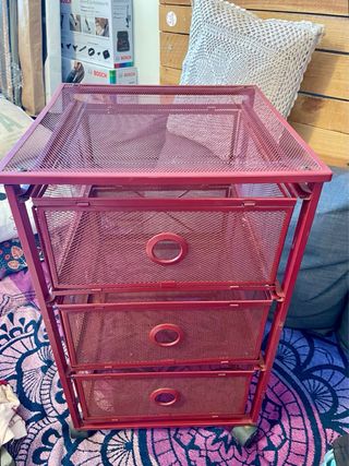 Cajonera de metal granate