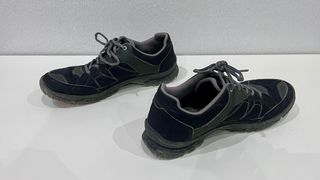 Zapatillas de montaña Quechua negras/grises