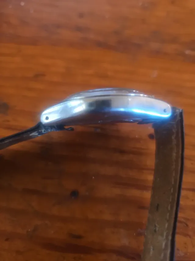 Reloj Swatch Plata y Negro