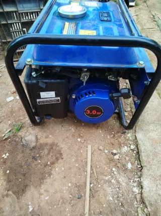 Generador Eléctrico Eberth GG1-ER1000